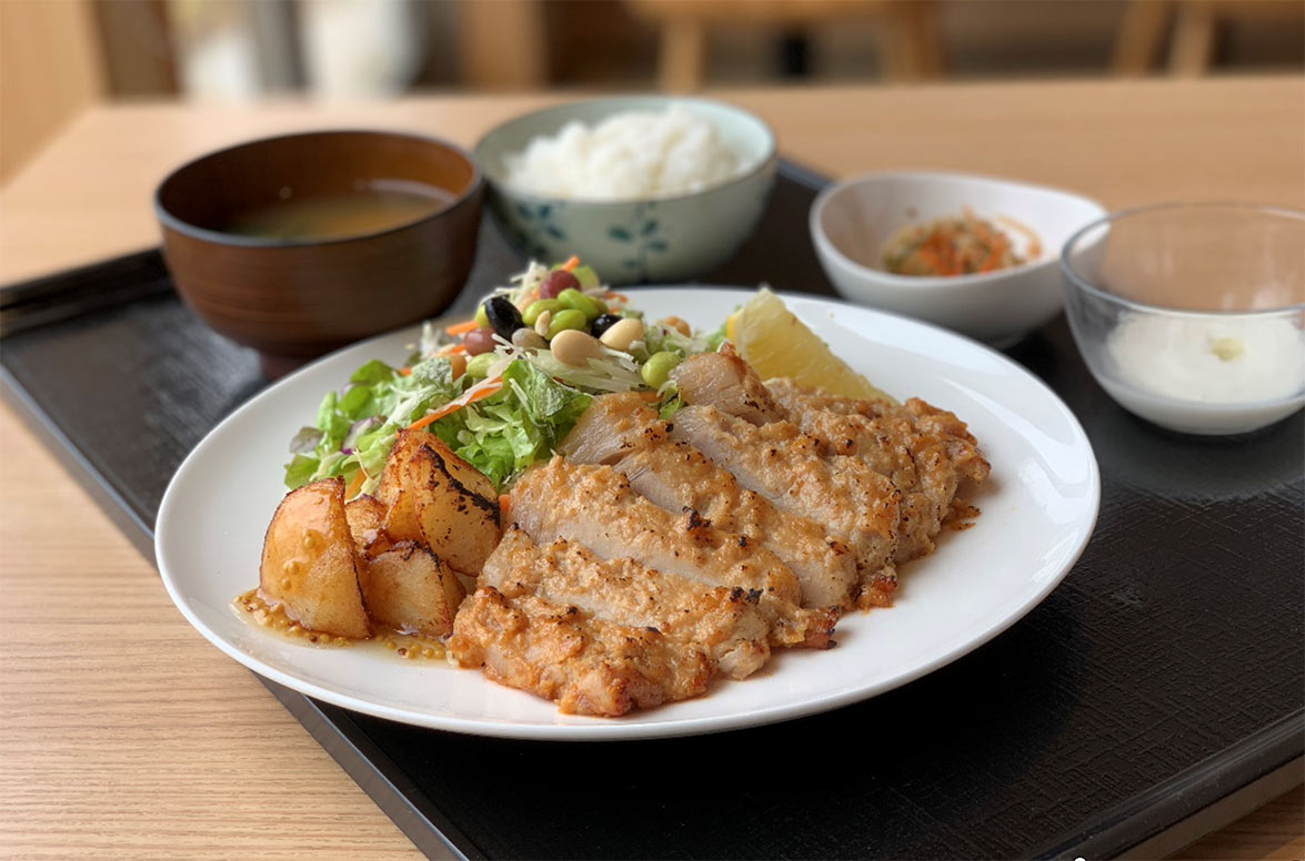 米糀 味噌で漬け込んだ トンテキ定食